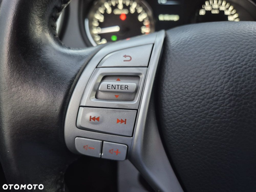 Nissan Qashqai 1.2 DIG-T Xtronic N-Connecta - 20