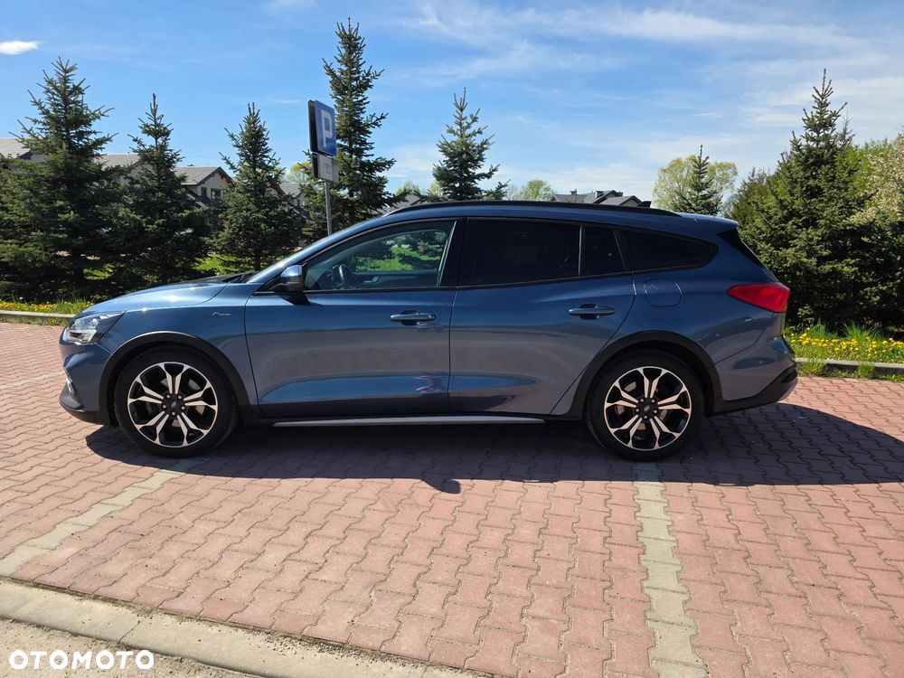 Ford Focus SW 2.0 EcoBlue S&S ACTIVE X - 2
