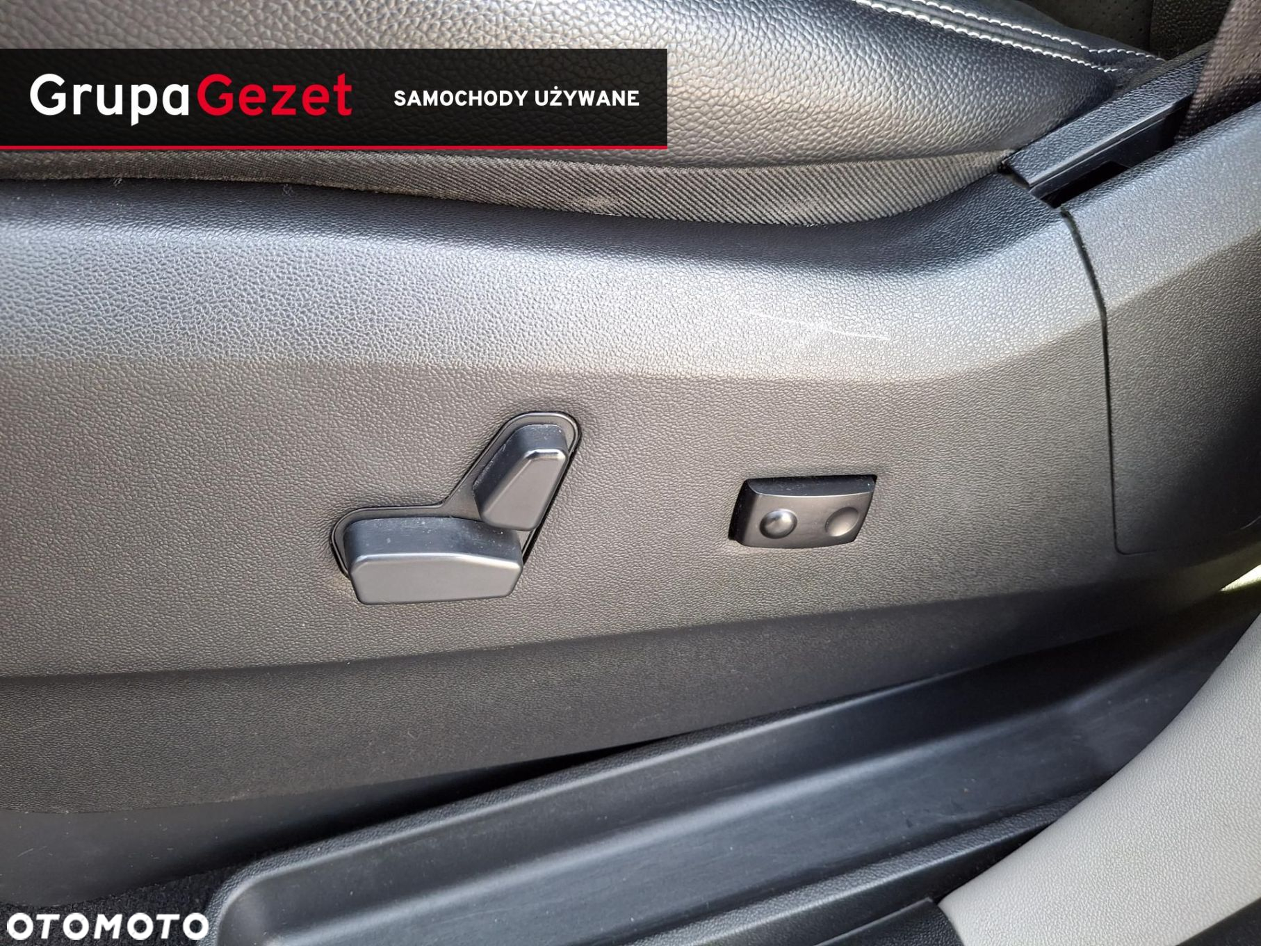Dodge Grand Caravan - 19
