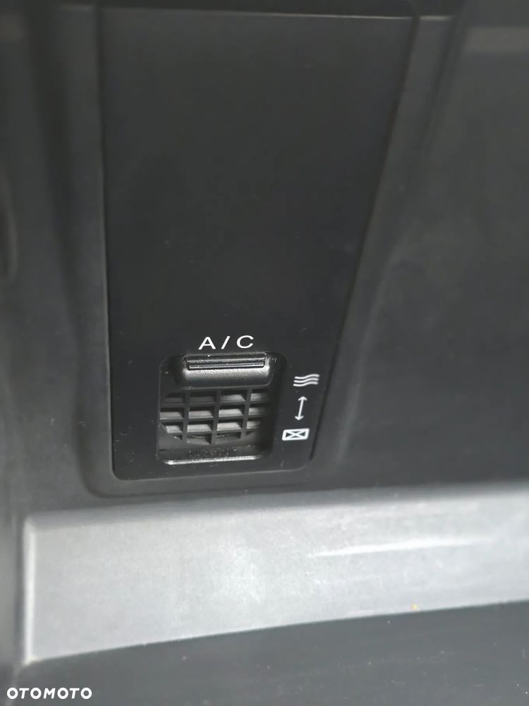 Hyundai ix35 1.7 CRDi 2WD Comfort - 21