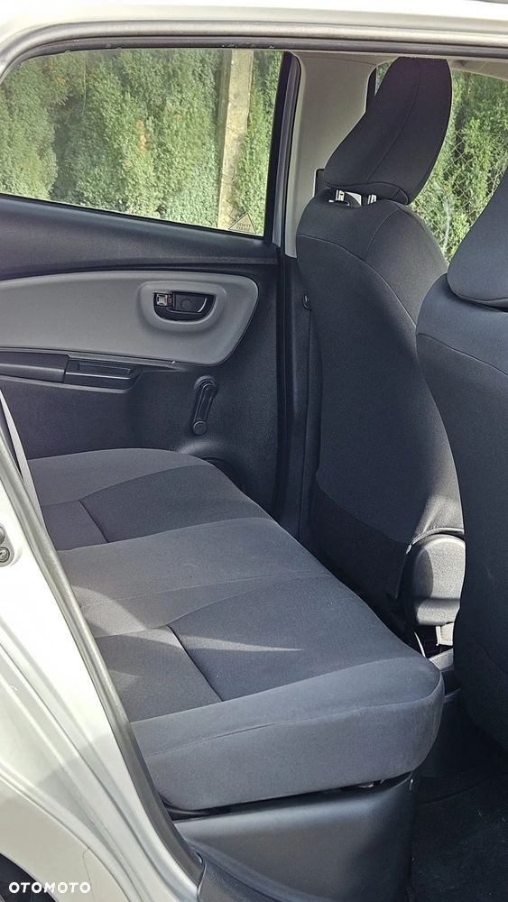 Toyota Yaris - 18