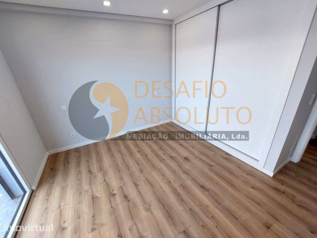 Moradias Geminadas T3 (2 Suites) - Pinhal do General, Fernão Ferro - Grande imagem: 5/9