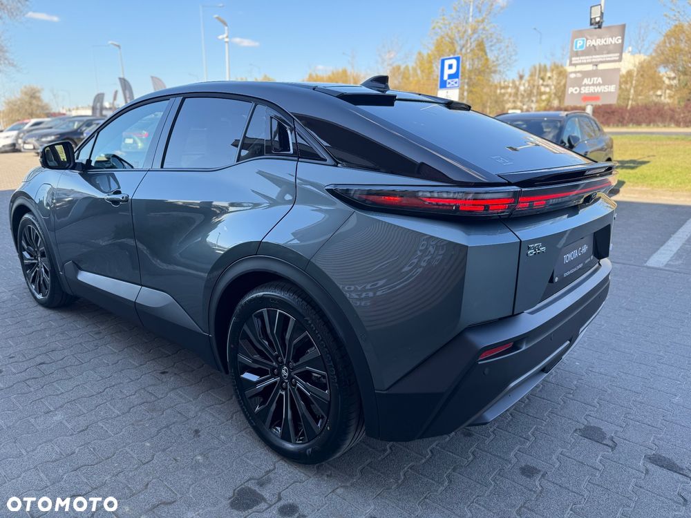 Toyota C-HR+ - 21
