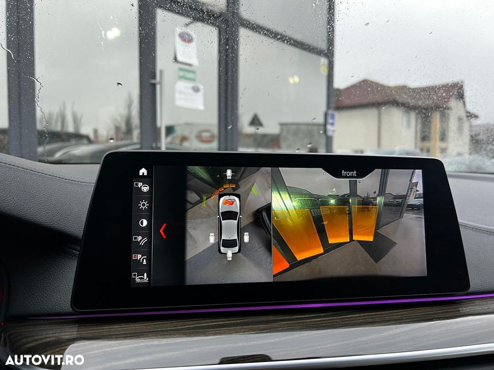 BMW Seria 5 520d xDrive AT - 18