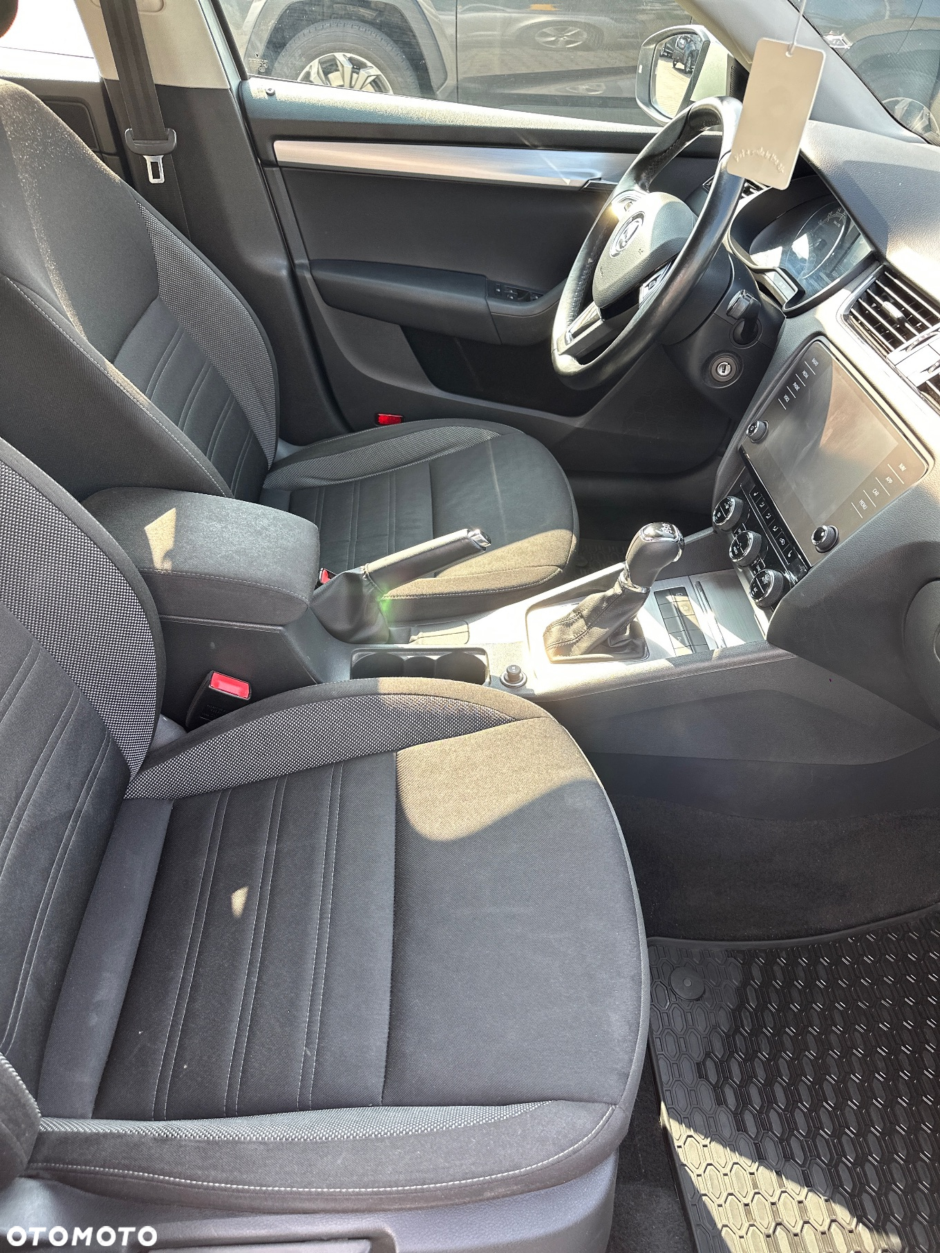 Skoda Octavia 1.6 TDI Ambition DSG - 14