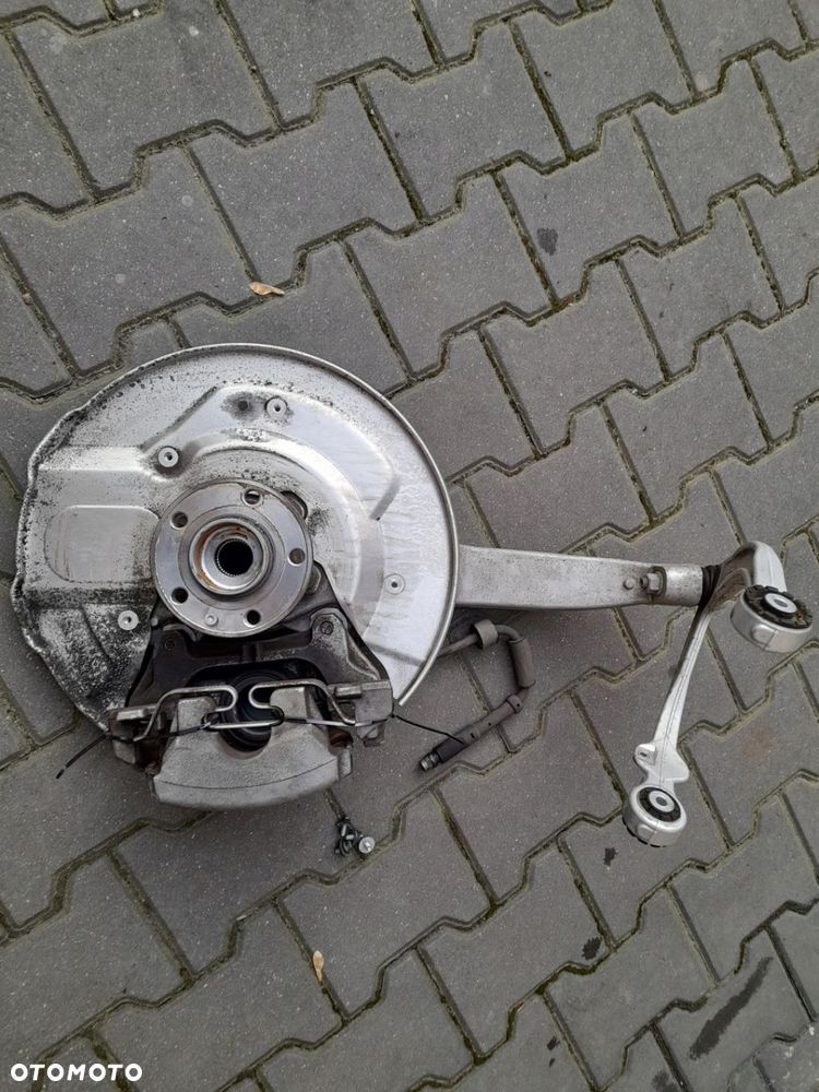 ZWROTNICA PRAWY PRZÓD 32298140 VOLVO XC60 II B5B 2022R W-WA - 2