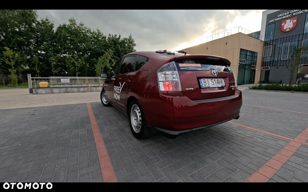 Toyota Prius 1.5 VVT-i Sol - 6