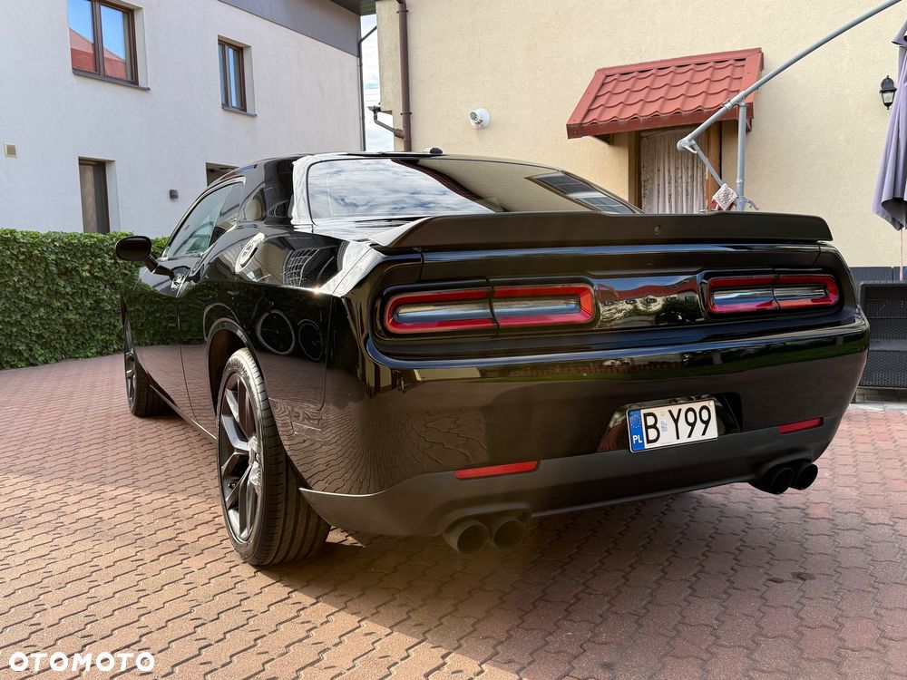 Dodge Challenger 3.6 SXT Plus - 37