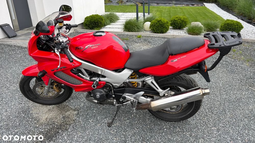 Honda VTR - 4