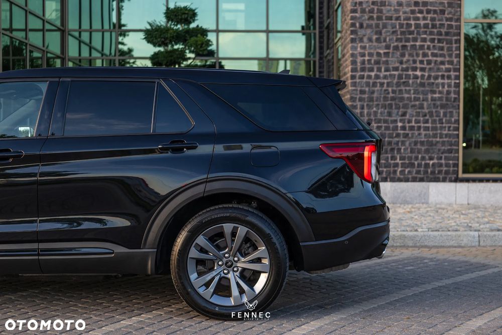 Ford Explorer - 7