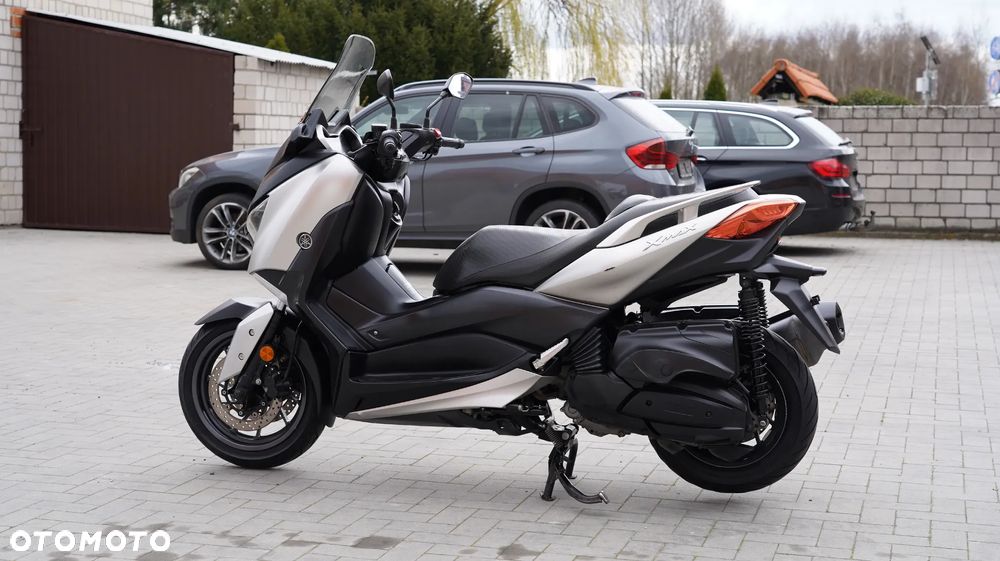 Yamaha X-max - 8