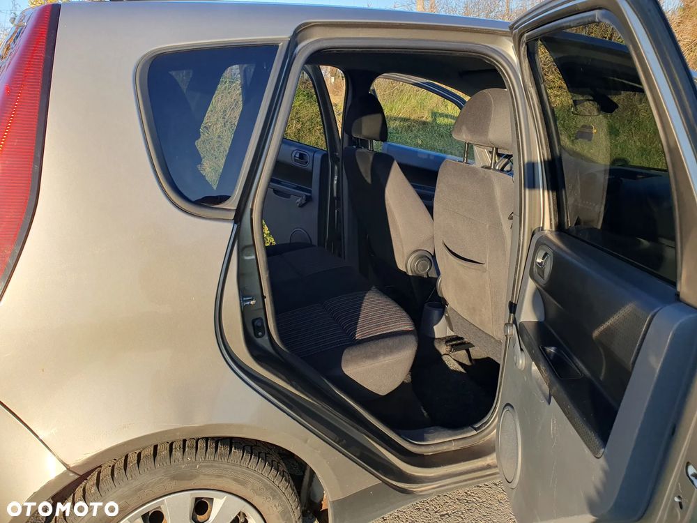 Mitsubishi Colt - 21