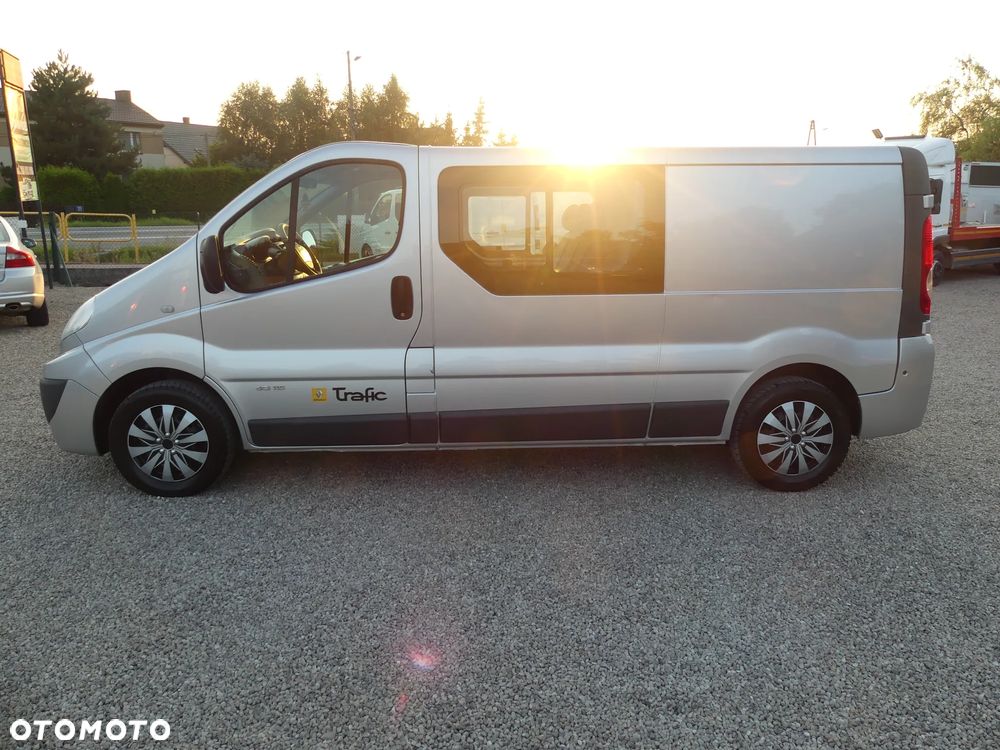 Renault TRAFIC - 8