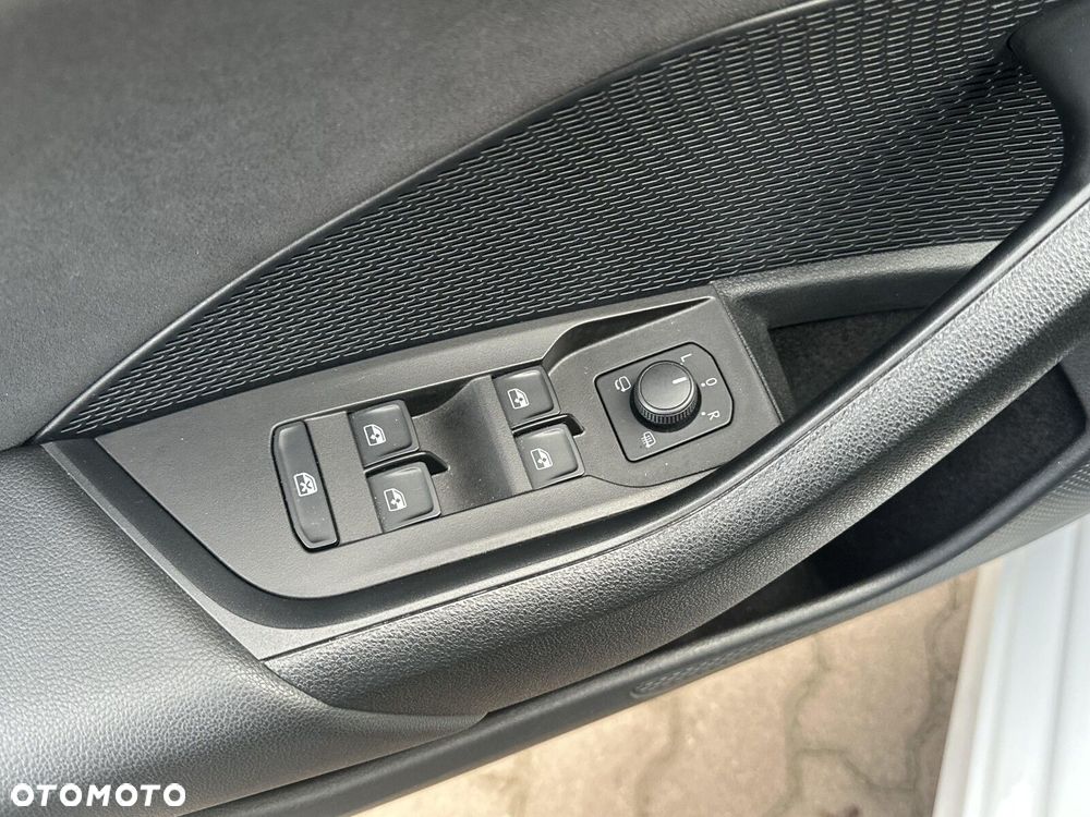 Skoda Octavia 2.0 TSI RS DSG - 31