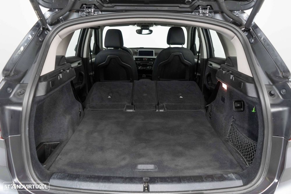 BMW X1 25 e xDrive Corporate Edition - 14