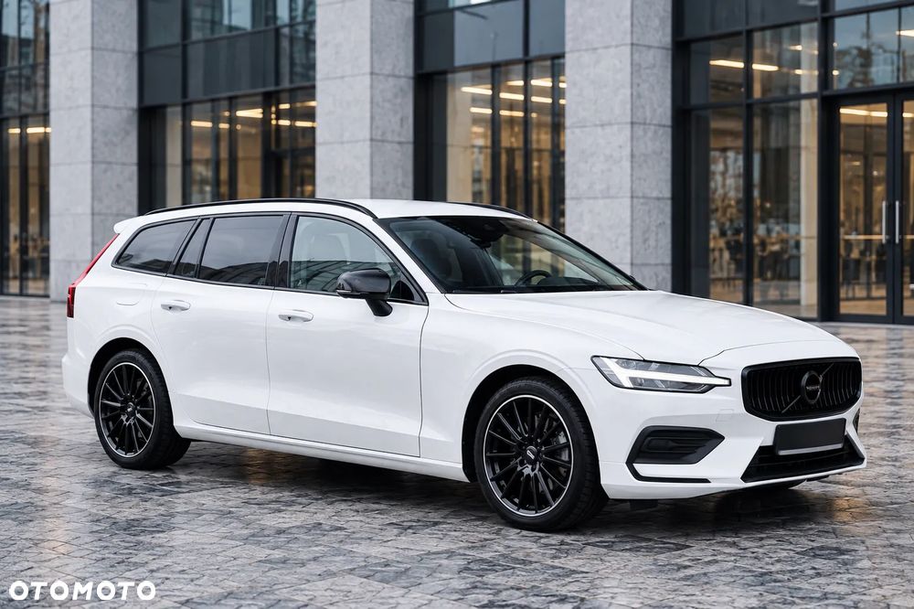 Volvo V60 B3 B Plus Dark - 16