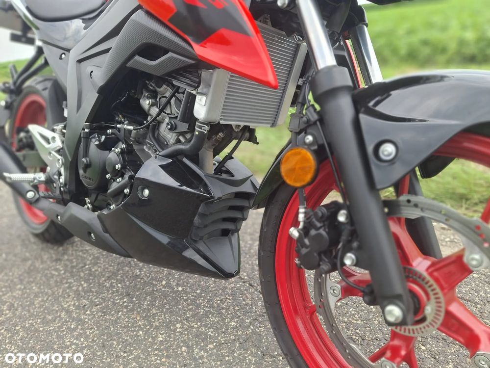 Suzuki GSX - 2