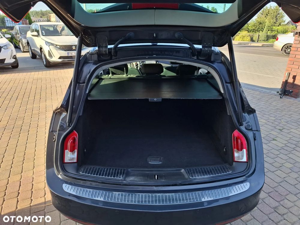 Opel Insignia 1.4 T Cosmo S&S - 15