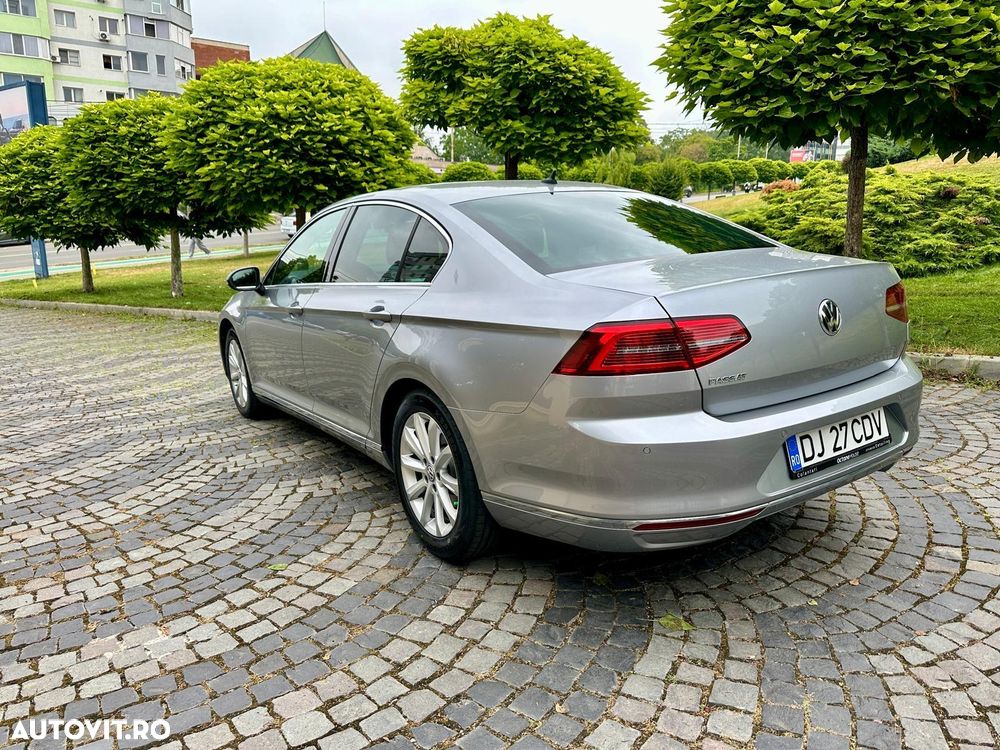 Volkswagen Passat - 5