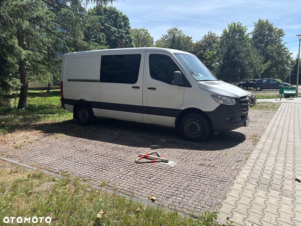 Mercedes-Benz Sprinter - 20