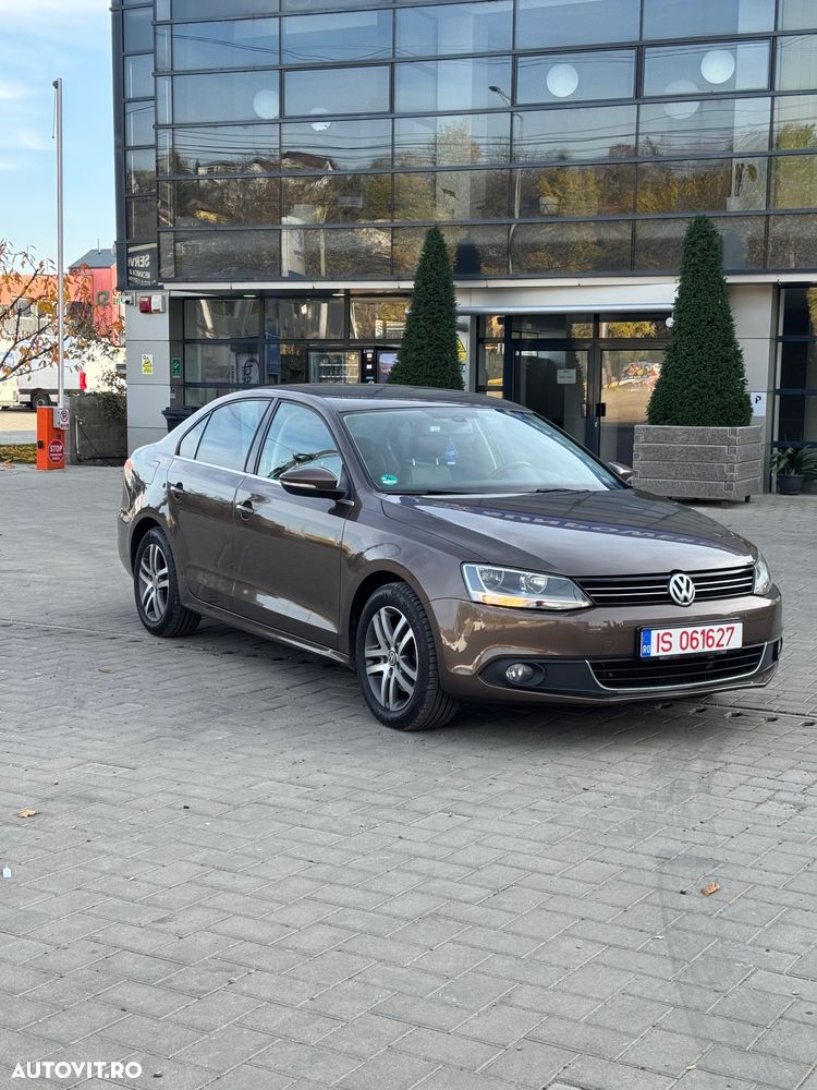 Volkswagen Jetta 1.4 TSI Highline - 1