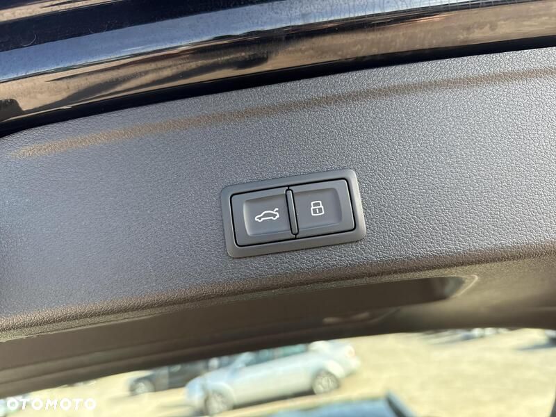 Audi A4 Allroad 2.0 TDI Quattro - 25