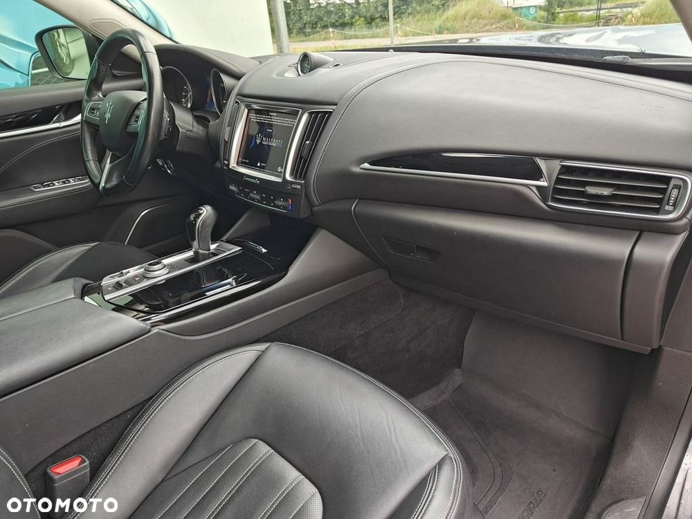 Maserati Levante - 21