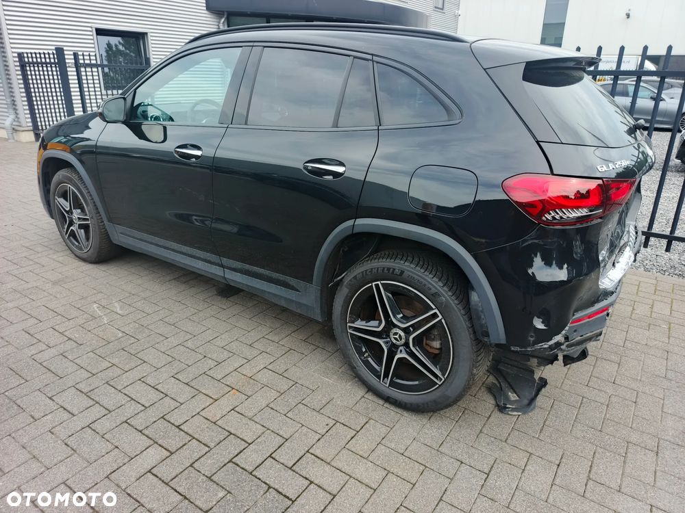 Mercedes-Benz GLA 250 e PHEV Progressive 8G-DCT - 4