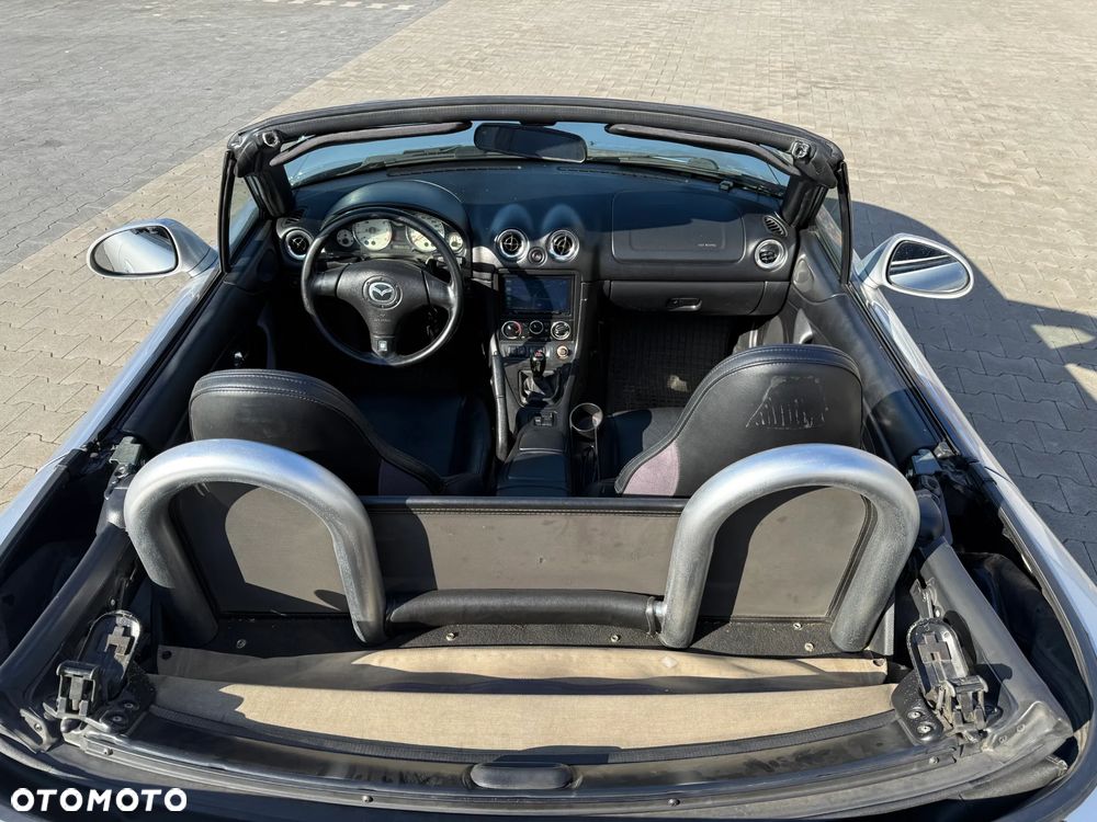 Mazda MX-5 1.9i 16V - 18