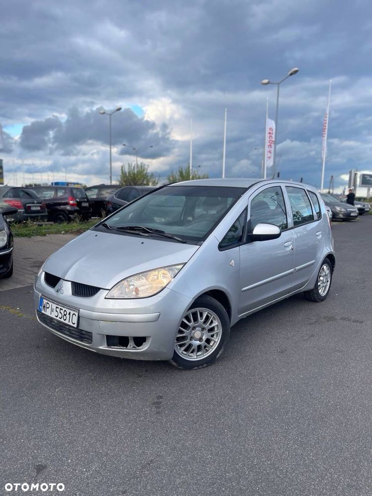 Mitsubishi Colt - 1