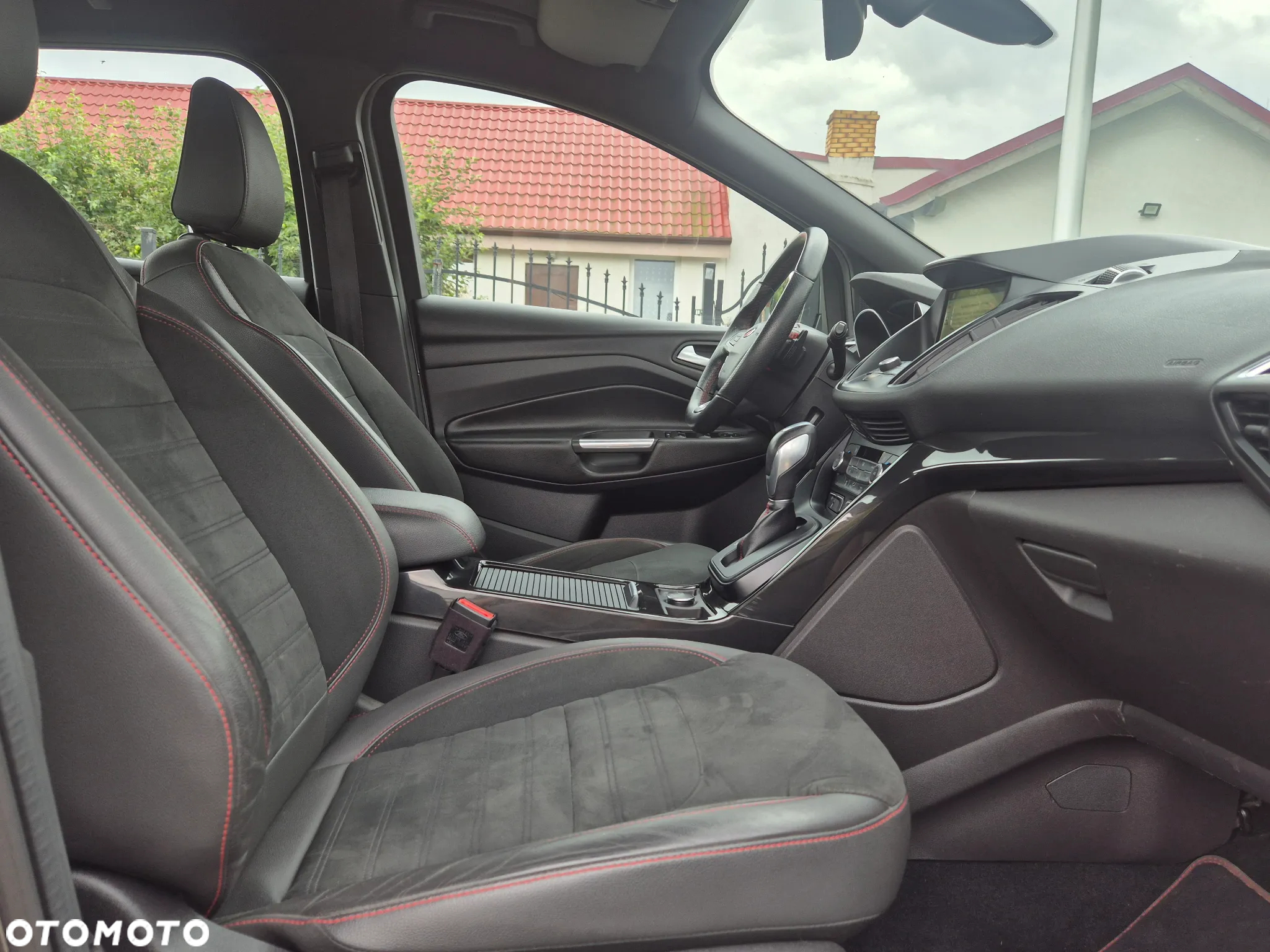 Ford Kuga 2.0 EcoBlue FWD ST-Line - 12
