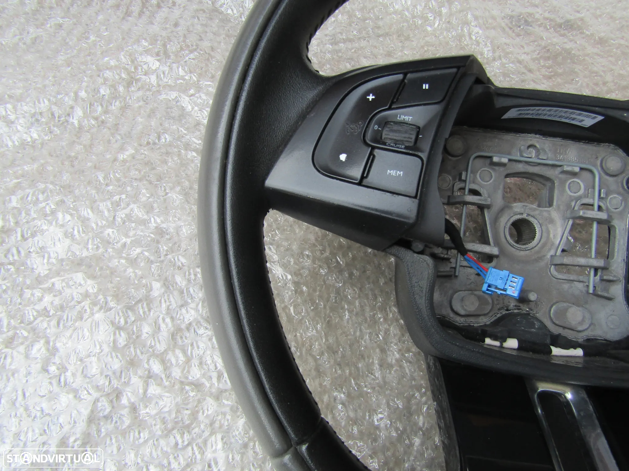 Volante Citroen Cactus em pele (ver detalhes) - 4