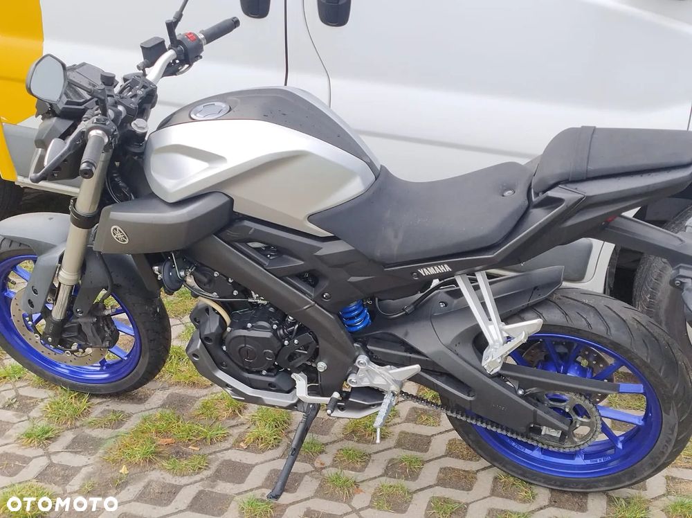 Yamaha MT - 17