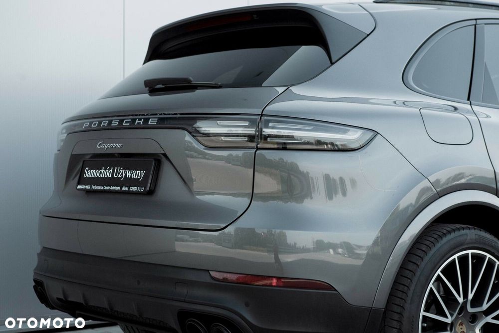 Porsche Cayenne - 18