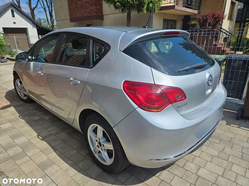 Opel Astra 1.7 CDTI Enjoy - 1