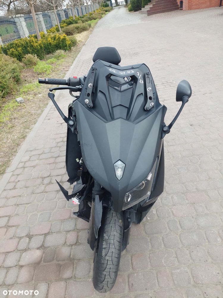 Yamaha Tmax - 9