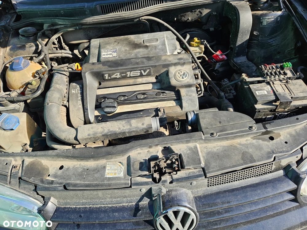 Golf 4 czarny 1.4 16 v na części - 5