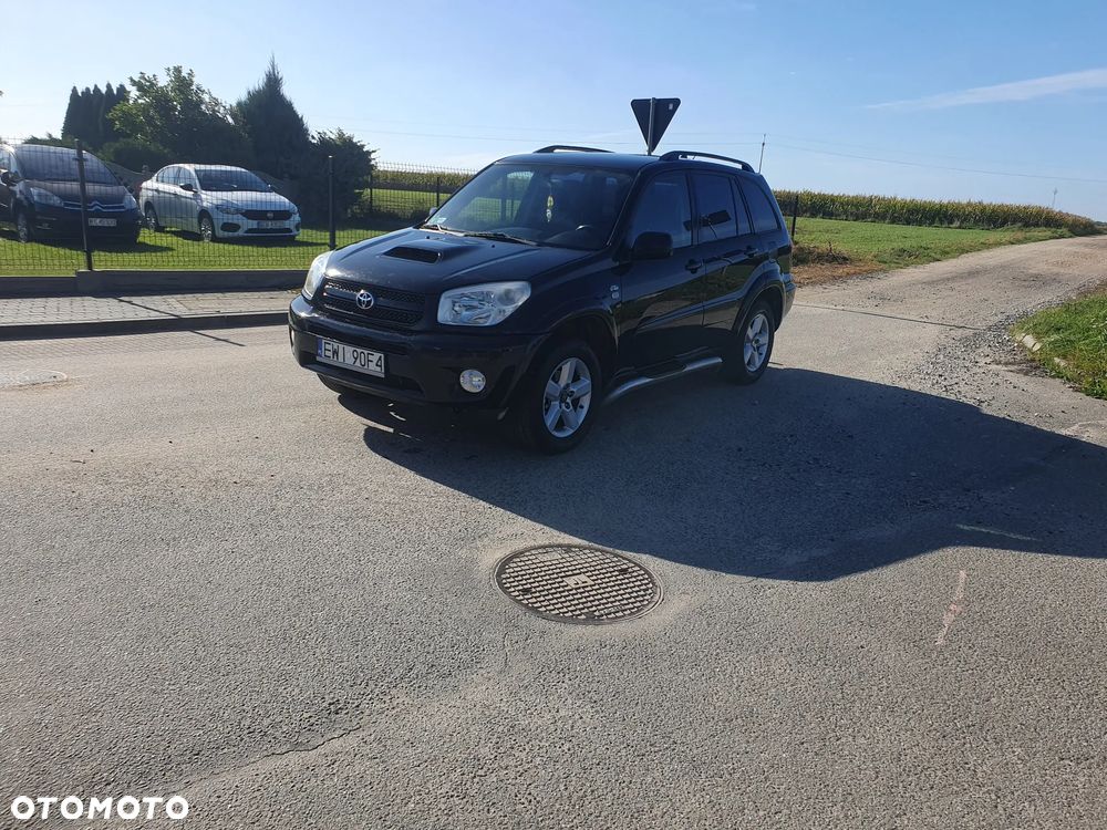 Toyota RAV4 - 16