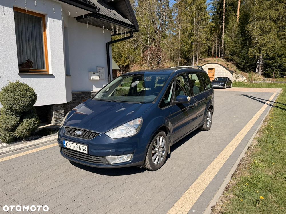 Ford Galaxy 2.0 Ghia - 12