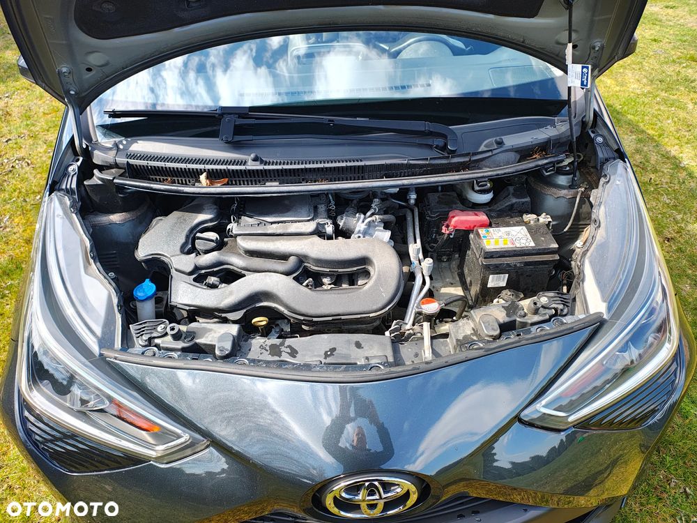 Toyota Aygo x-business - 11
