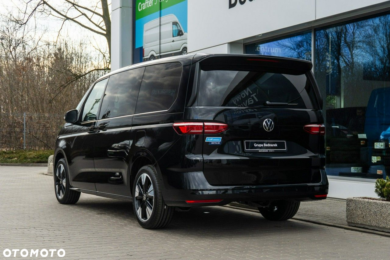 Volkswagen Multivan - 7