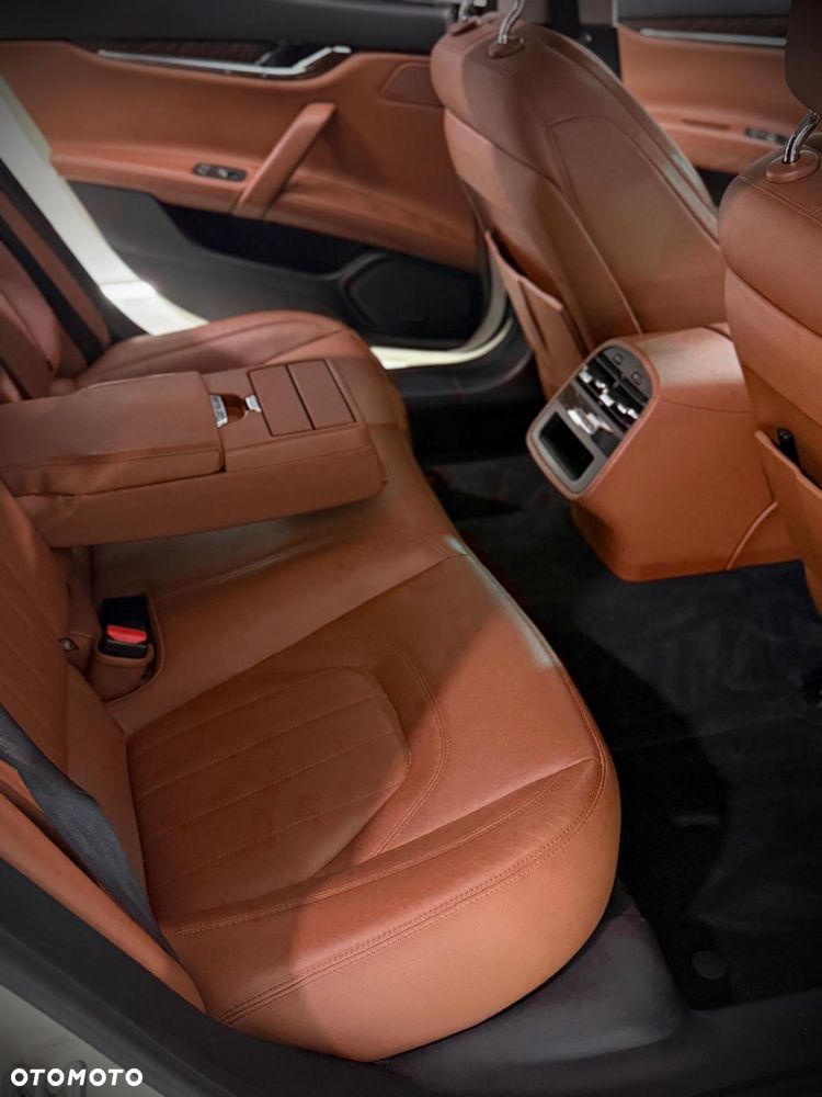 Maserati Quattroporte S Q4 Automatik - 20