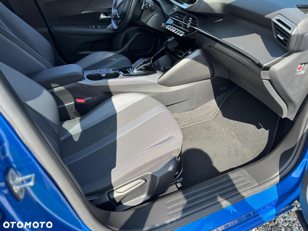 Peugeot 2008 1.5 BlueHDi GT S&S EAT8 - 11