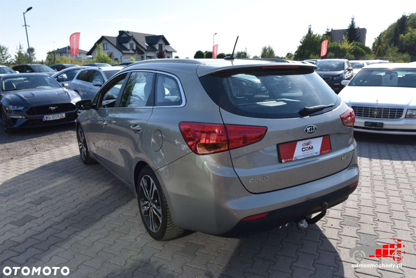 Kia Ceed - 8