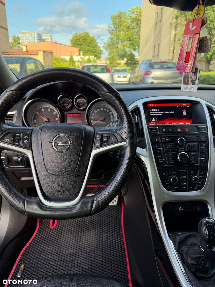 Opel Astra 2.0 CDTI Bi-Turbo S&S - 10