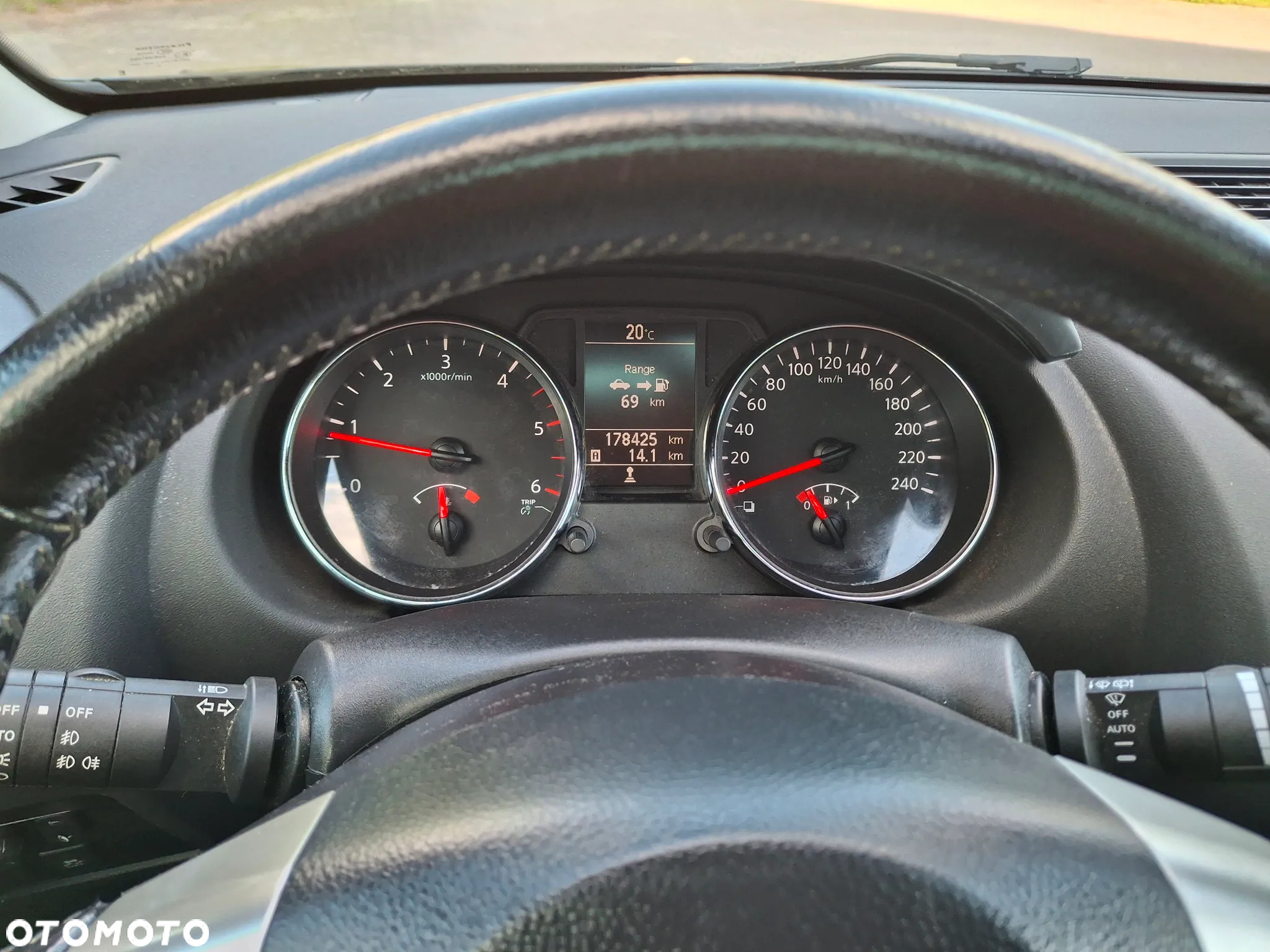Nissan Qashqai 1.6 dCi ALL-MODE 4x4i TEKNA+ - 22