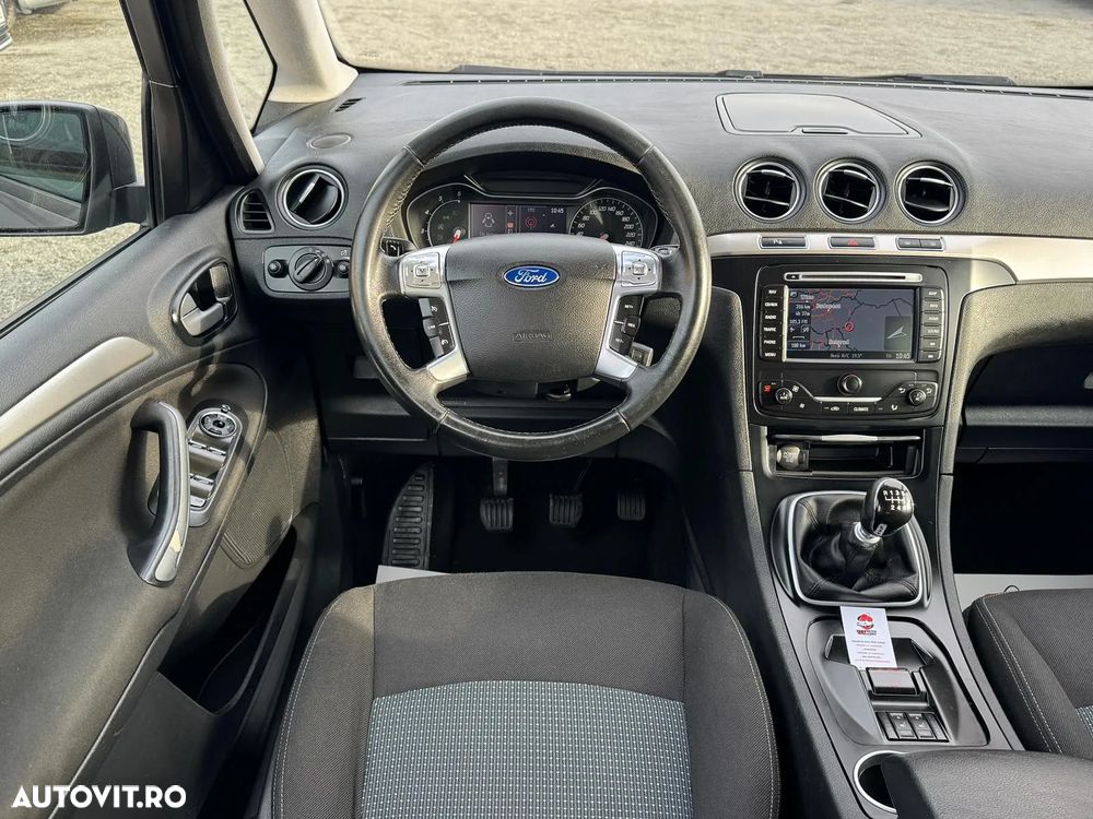 Ford Galaxy 2.0 TDCi Ghia - 20