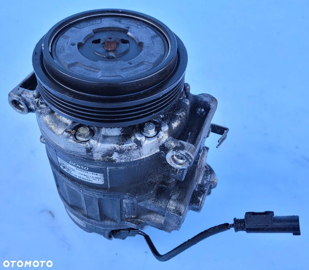 SPRĘŻARKA KLIMATYZACJI BMW E65 E66 N62B48 4.8 7SEU17 9744727-318 2147458