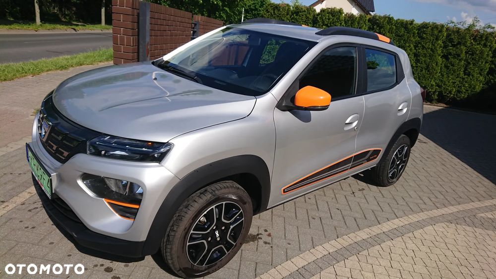 Dacia Spring - 11