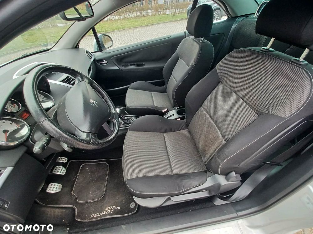 Peugeot 207 CC 120 VTi Active - 26